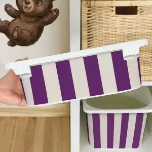 Matrica IKEA TROFAST dobozhoz - Lila csíkok (bézs színűre)