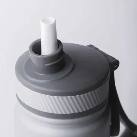 Rozsdamentes acél palack 650 ml piros matt — to Go - 596500