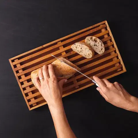Teakfa kenyérvágó deszka 43 x 22,8 x 3,5 cm - GAYA Wooden - 593732