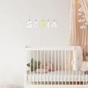 Falmatrica lányoknak színes névvel